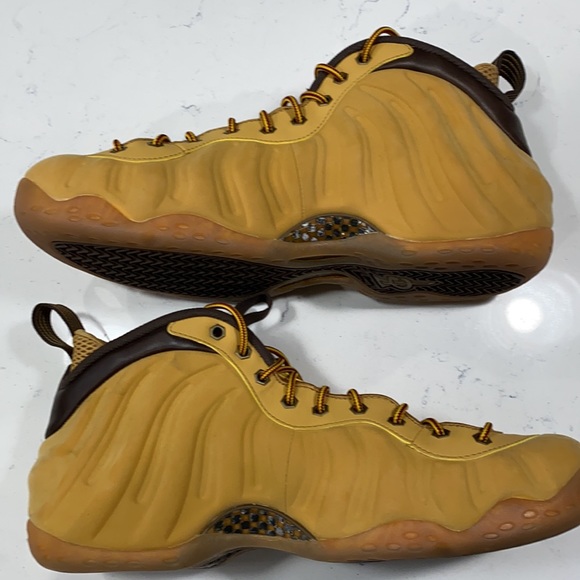 Men’s Nike Wheat Foamposit sneakers - Picture 3 of 6